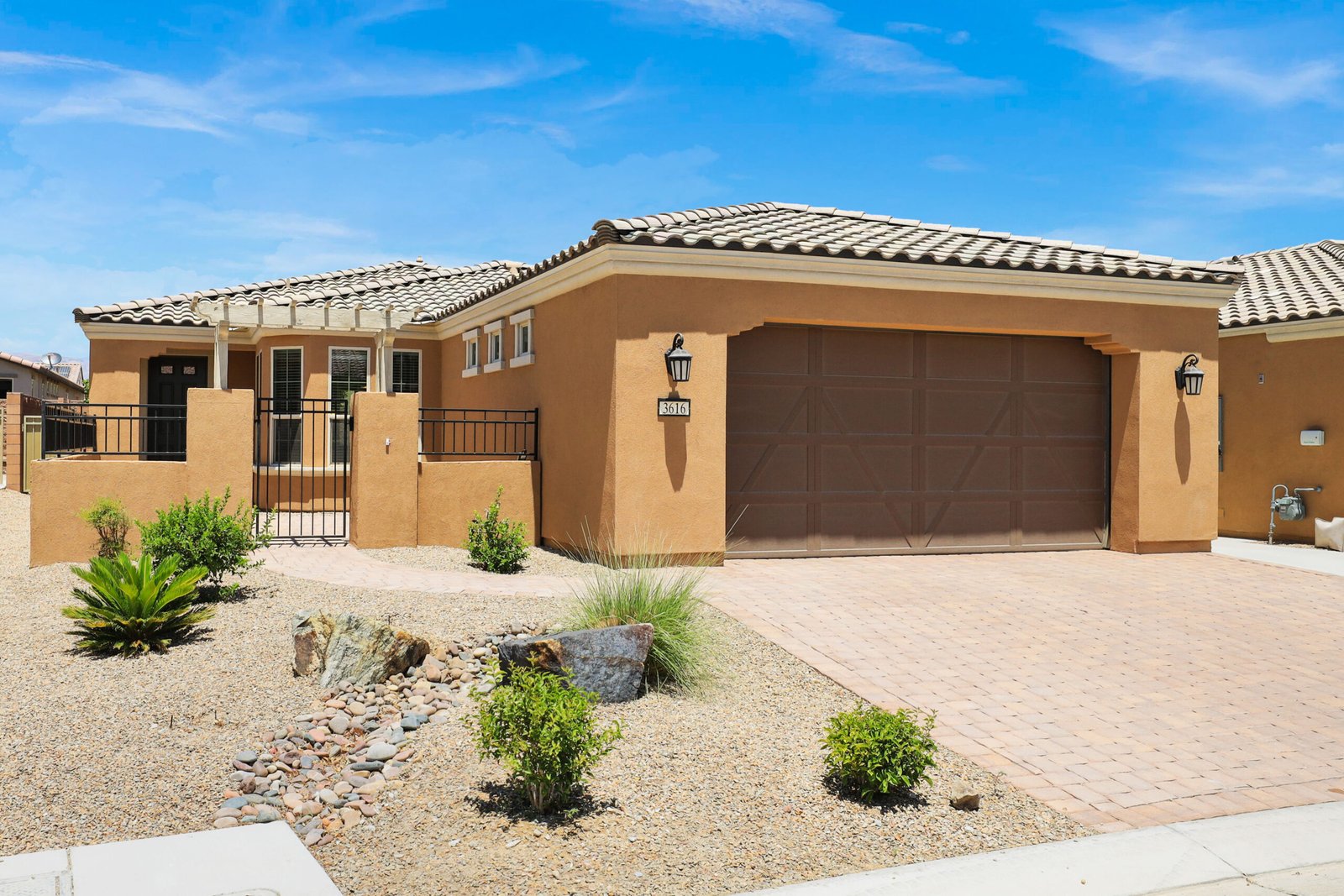 HDR Real Estate Photography Las Vegas — exterior front shot